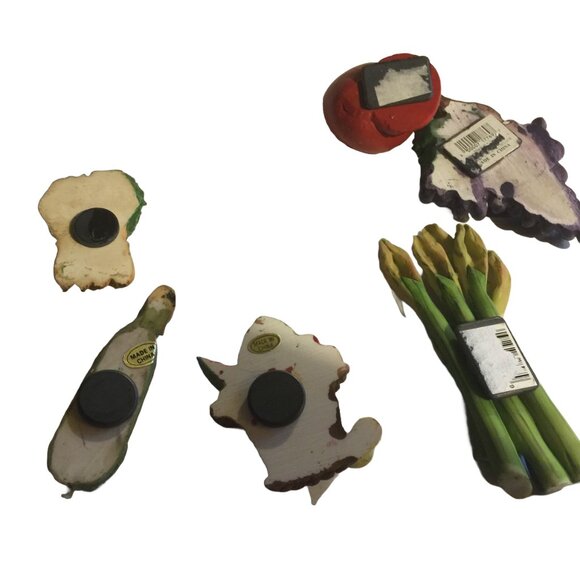 Set of 7 Vintage Mixed Vegetables/Fruit Magnets - Picture 2 of 6